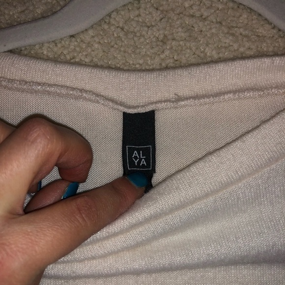 Alya Cream Sweater with Lace Detail - Picture 5 of 5